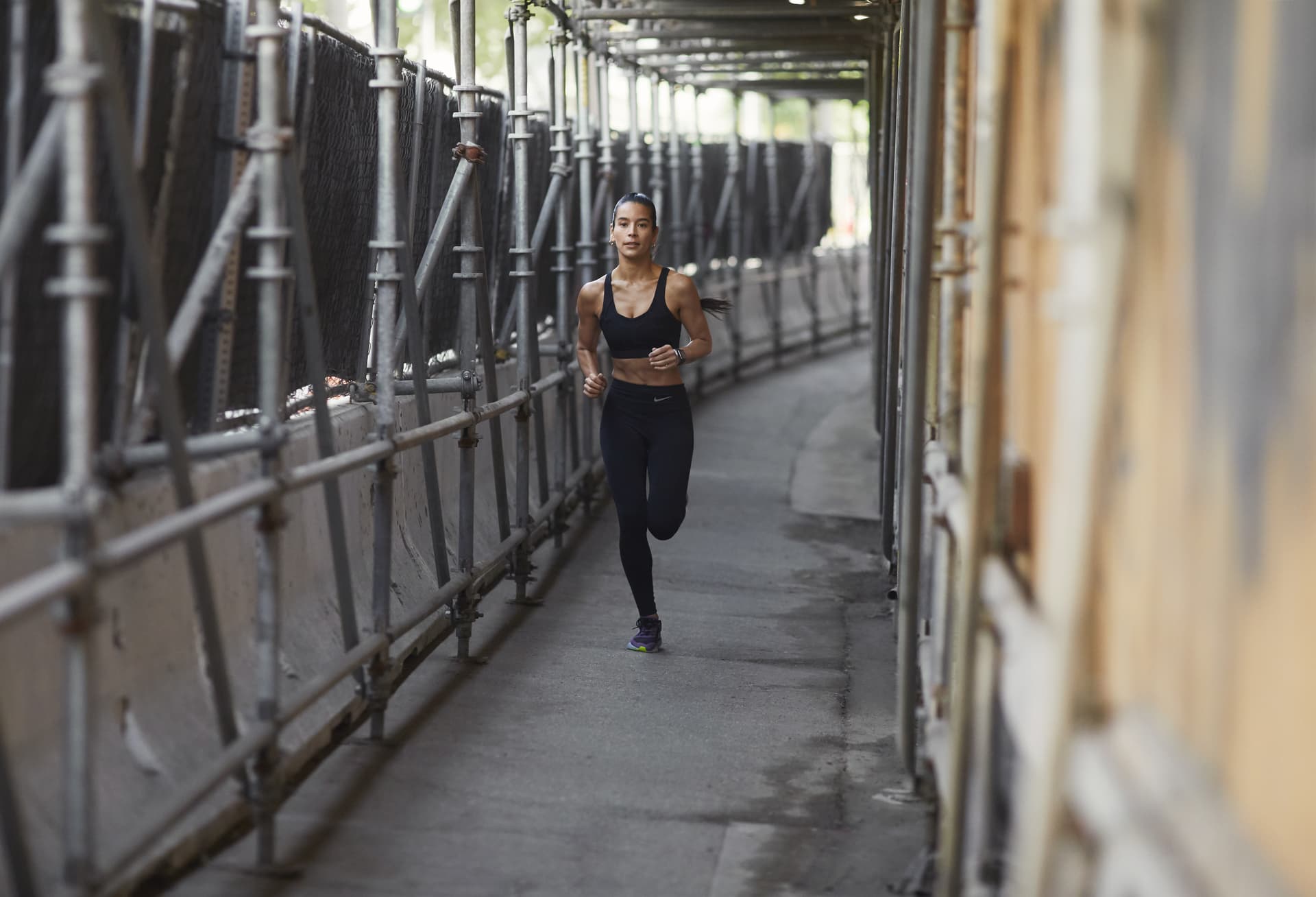 Le total de ma commande Nike inclut il les frais de douane et de taxes